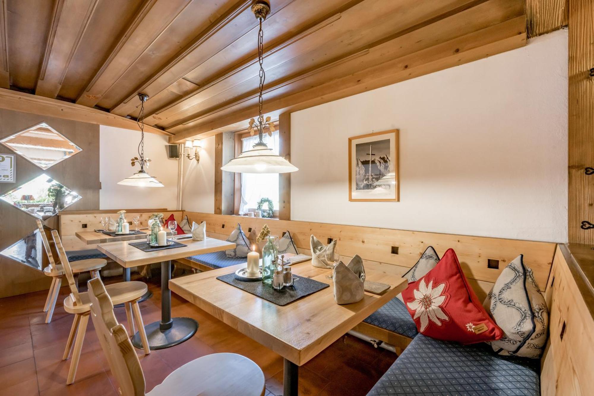Inntaler Hof Seefeld in Tirol Kültér fotó